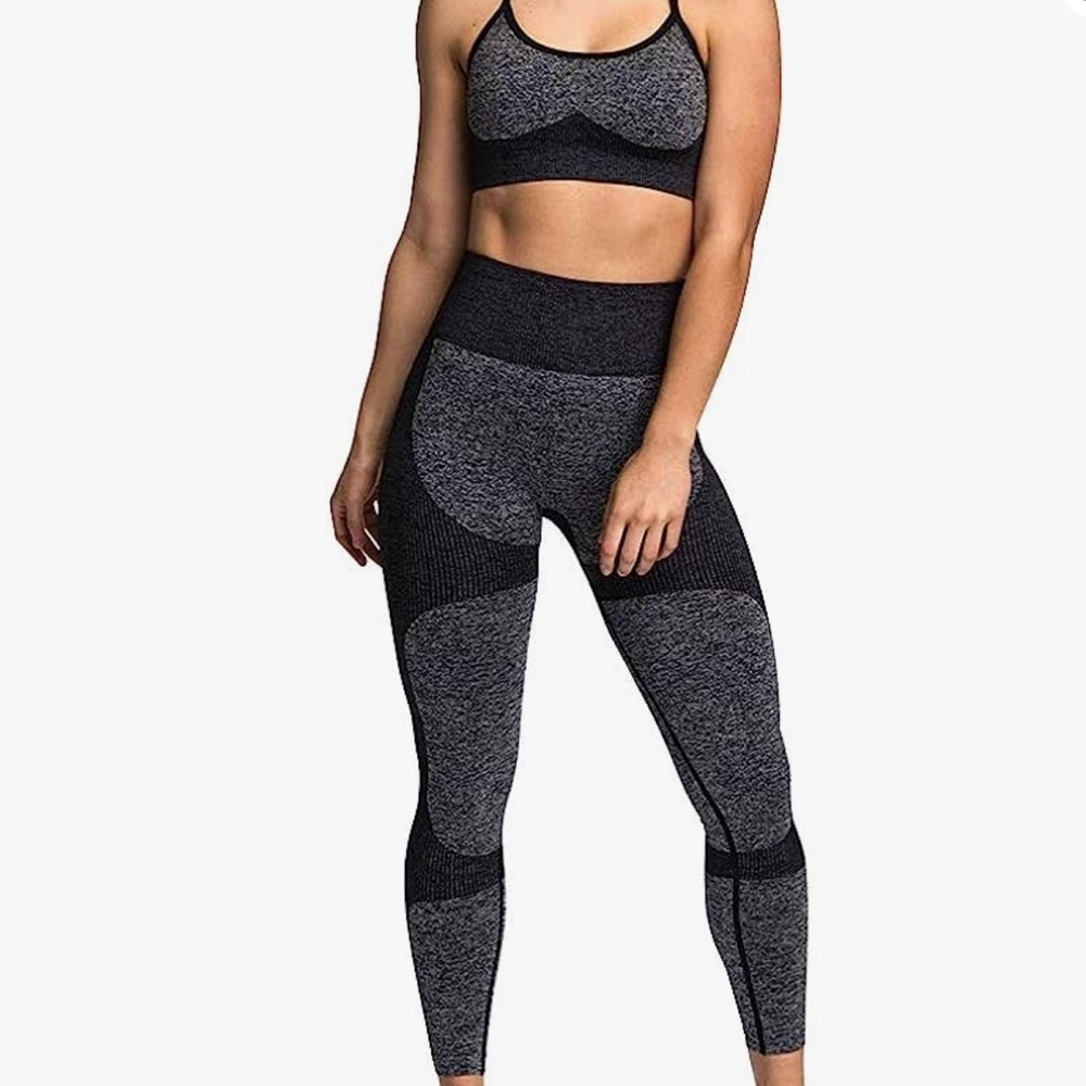 Gray workout set